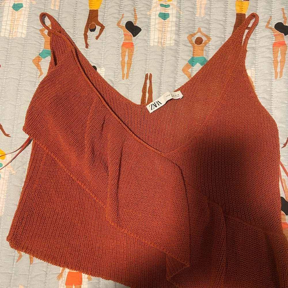 NWOT Zara Sweater Top